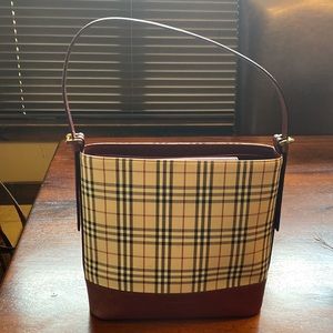 Burberry check purse